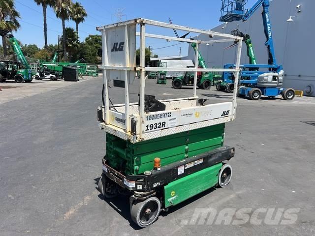 JLG 1932R Scissor lifts