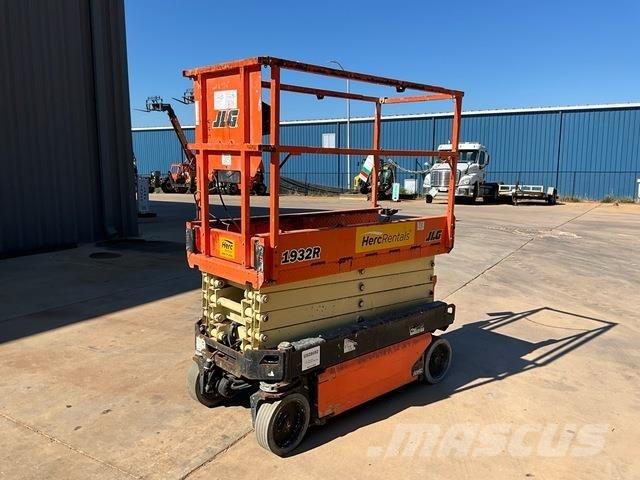 JLG 1932R Scissor lifts