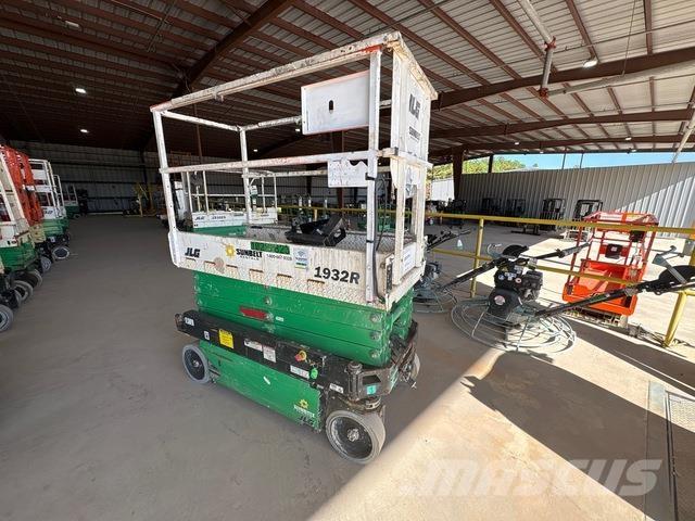 JLG 1932R Scissor lifts