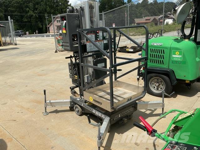 JLG 25AM Vertical mast lifts
