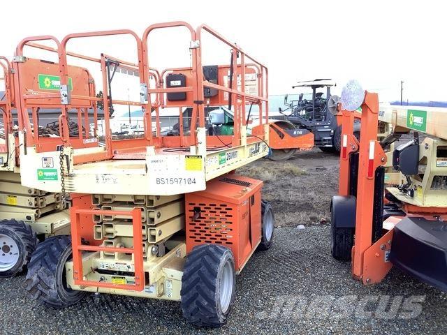 JLG 260MRT Scissor lifts