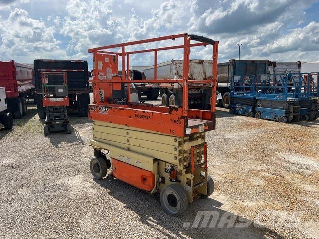 JLG 2632ES Scissor lifts