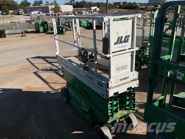 JLG 2632ES Scissor lifts