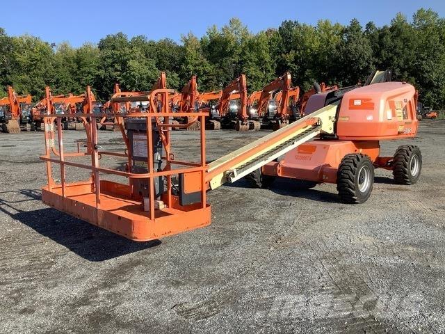 JLG 400S Telescopic boom lifts