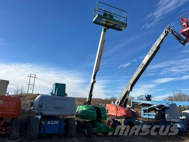 JLG 400S Telescopic boom lifts