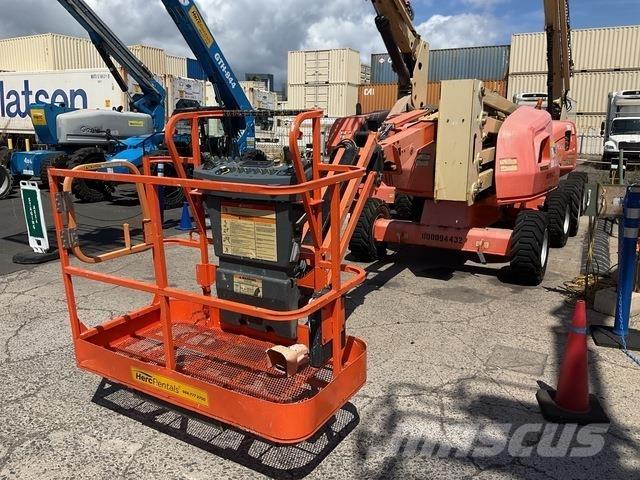 JLG 450AJ Articulated boom lifts