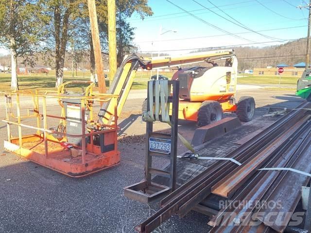 JLG 600 AJ Articulated boom lifts