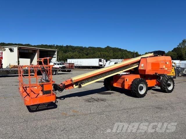 JLG 600S Telescopic boom lifts