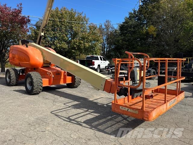JLG 600S Telescopic boom lifts