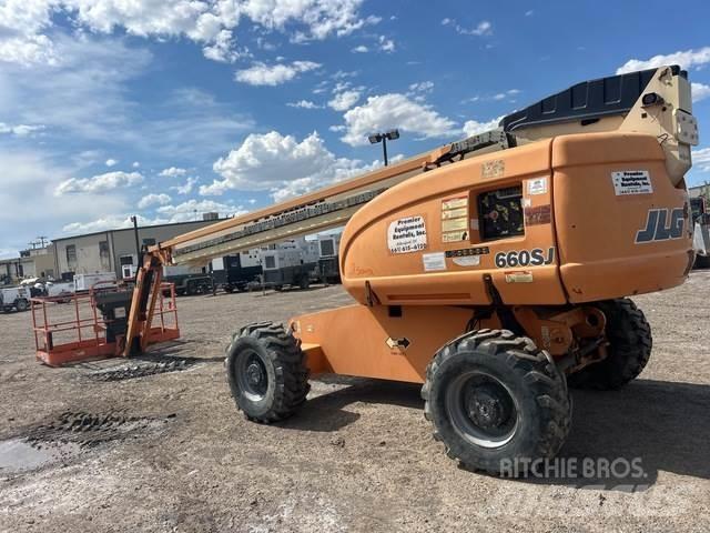 JLG 600SJ 4X4 Articulated boom lifts