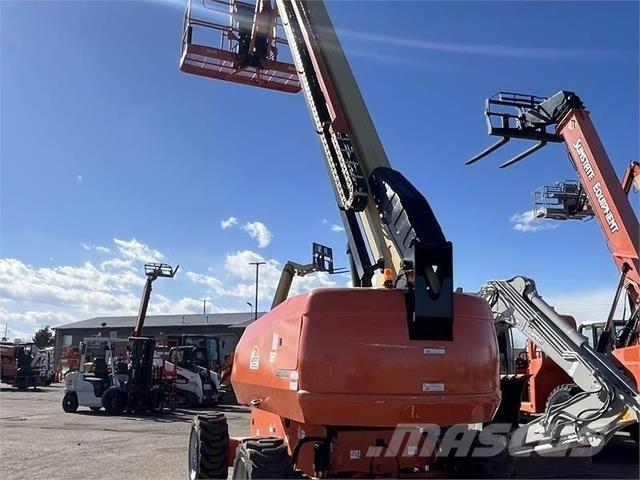 JLG 660SJ Telescopic boom lifts