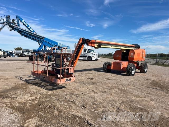 JLG 660SJ Telescopic boom lifts