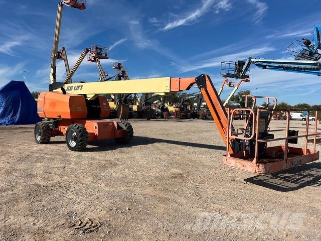 JLG 660SJ Telescopic boom lifts