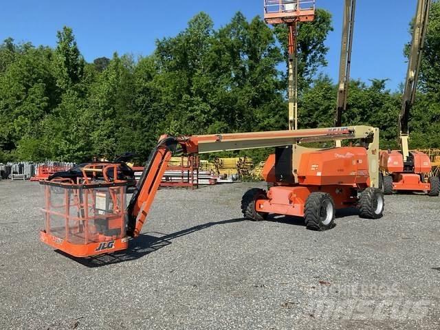 JLG 800AJ Articulated boom lifts