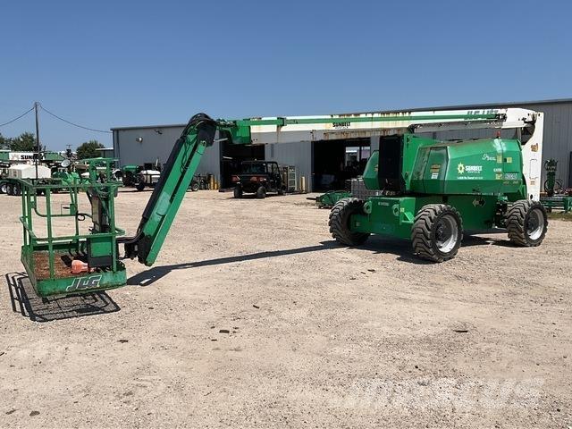 JLG 800AJ Articulated boom lifts