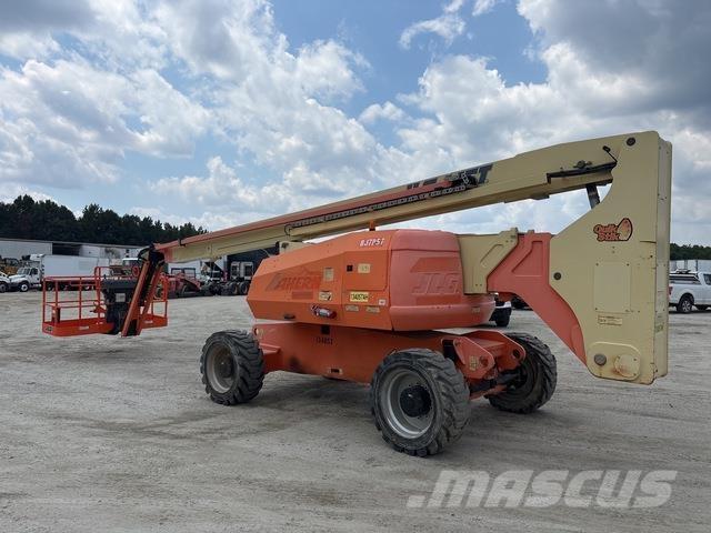 JLG 800AJ Articulated boom lifts