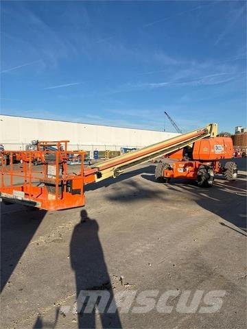 JLG 800S Telescopic boom lifts