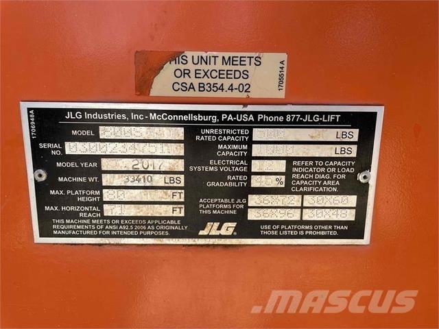 JLG 800S Telescopic boom lifts