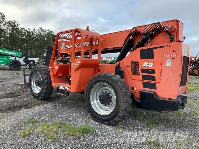 JLG 8042 Telescopic handlers