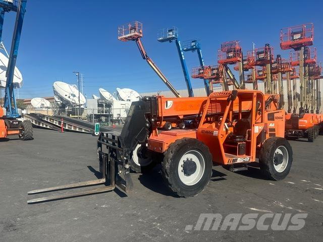 JLG 8042 Telescopic handlers