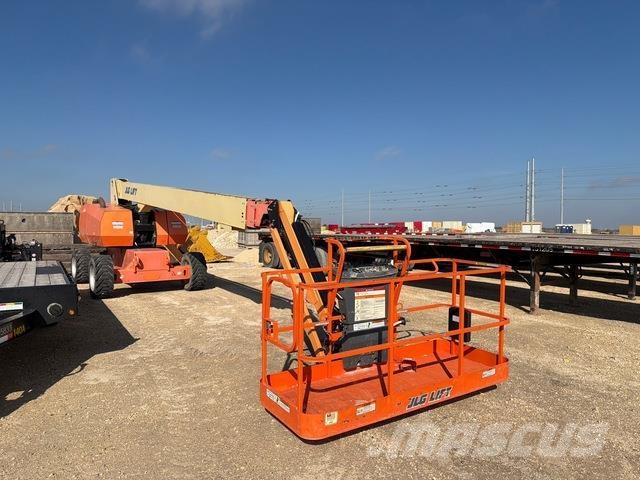 JLG 860SJ Telescopic boom lifts