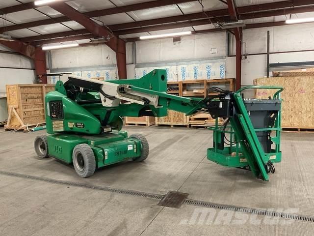 JLG E400AJPN Articulated boom lifts