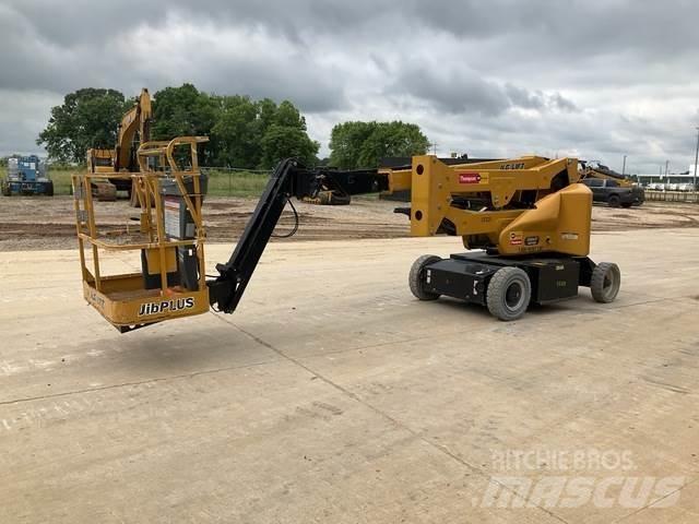 JLG E400AJPN Articulated boom lifts