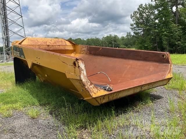 John Deere  Transportation - Others