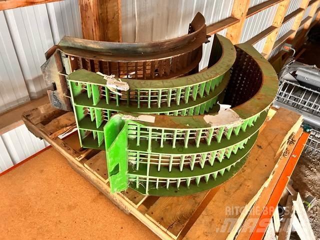 John Deere  Construction - Others