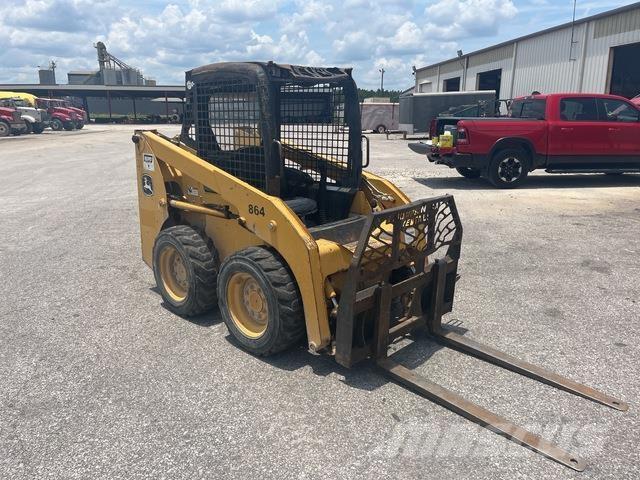 John Deere 313 Skid steer loaders