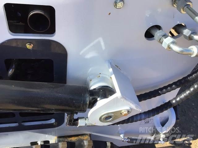 JQ Power JQ400 Skid steer loaders