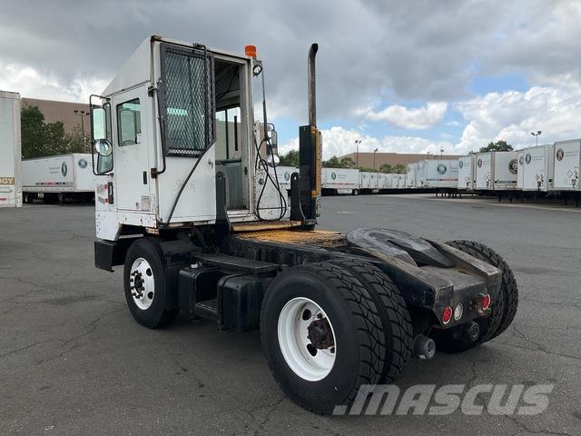 Kalmar 30 Terminal tractors