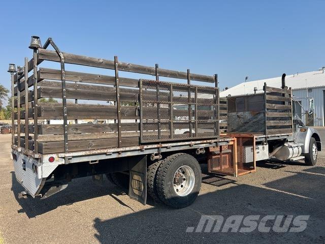 Kenworth T-300 Flatbed / Dropside trucks