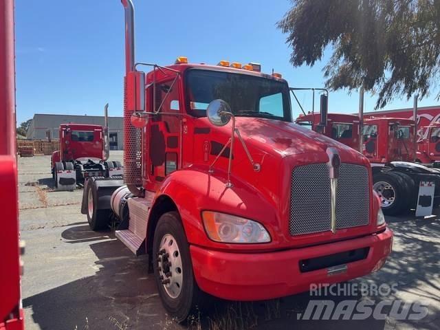 Kenworth T370 Tractor Units