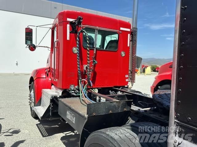 Kenworth T370 Tractor Units