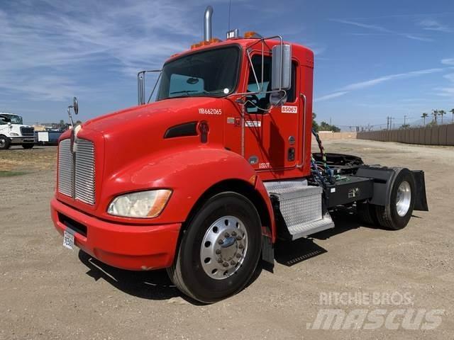 Kenworth T370 Tractor Units