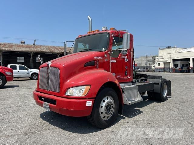 Kenworth T370 Tractor Units