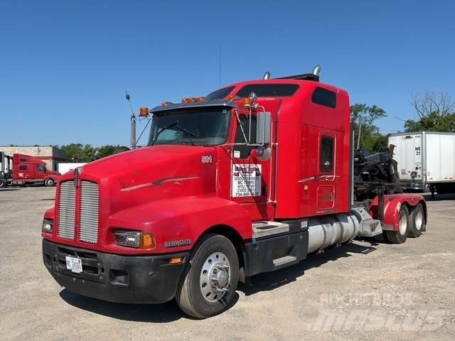 Kenworth T600 Recovery vehicles
