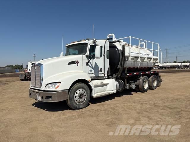 Kenworth T660 Combi / vacuum trucks