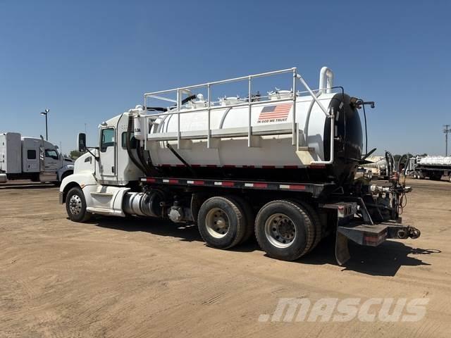 Kenworth T660 Combi / vacuum trucks
