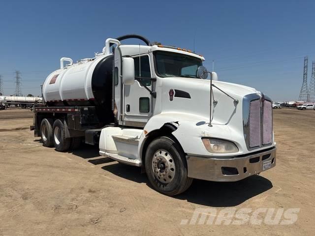 Kenworth T660 Combi / vacuum trucks