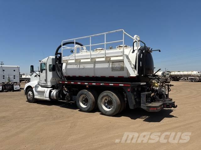 Kenworth T660 Combi / vacuum trucks