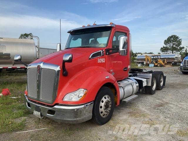 Kenworth T680 Tractor Units