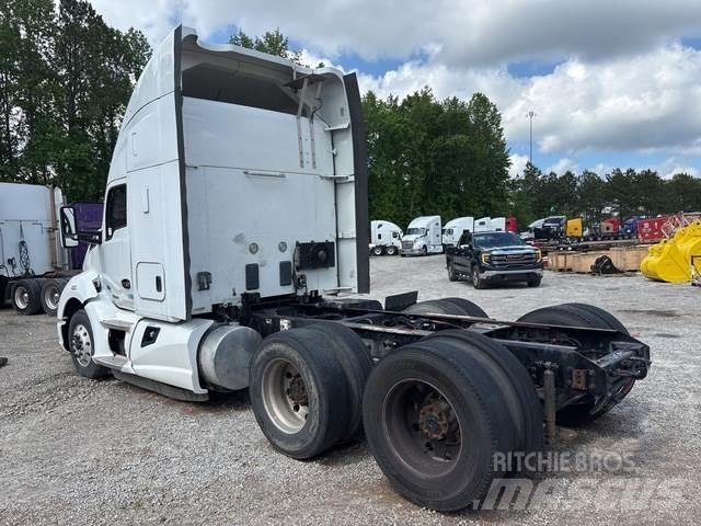 Kenworth T680 Tractor Units
