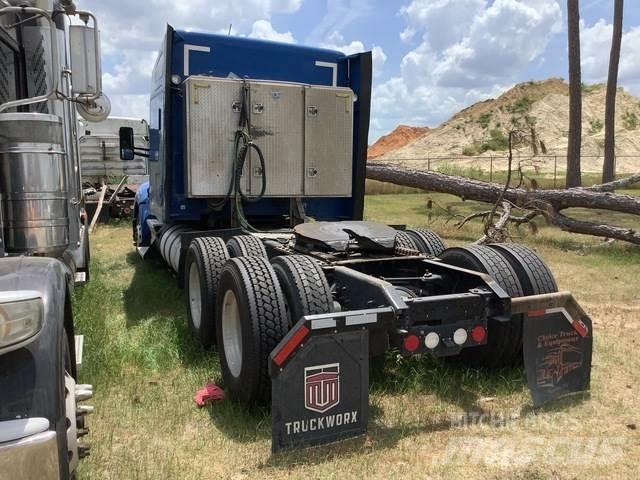Kenworth T680 Tractor Units