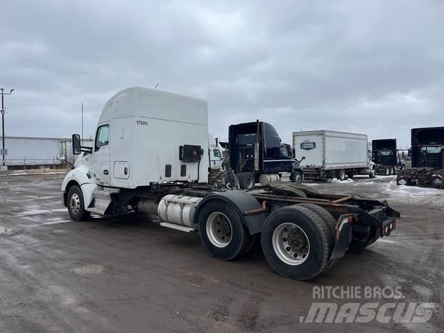 Kenworth T680 Tractor Units