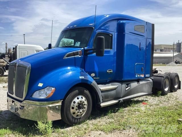 Kenworth T680 Tractor Units