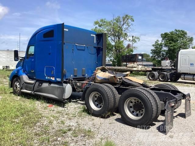 Kenworth T680 Tractor Units