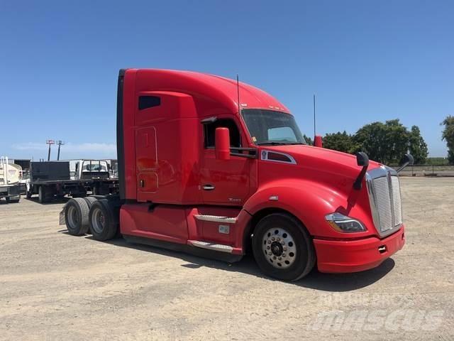 Kenworth T680 Tractor Units