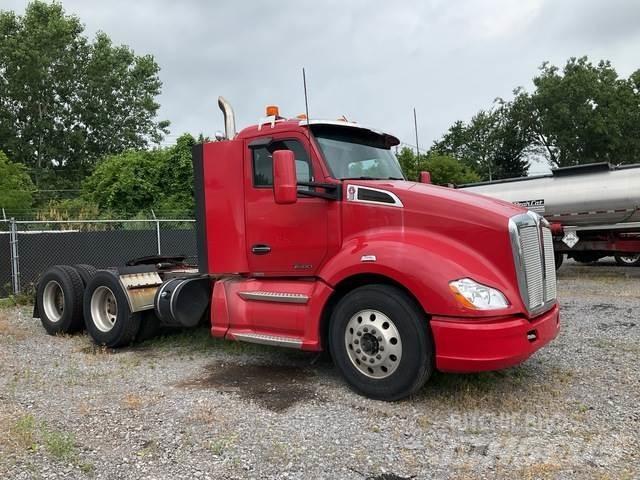 Kenworth T680 Tractor Units
